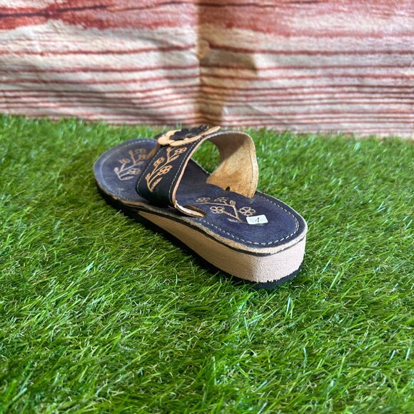 Women's Genuine Leather Blue Sandals with Flower Details Handmade in Mexico - Picture 2 of 6